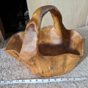 Wooden basket/bowl